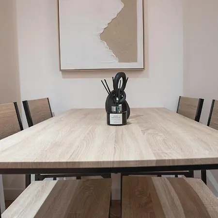 Penthouse - Sleeps 8 - Skyline View Appartamento Leeds (West Yorkshire)