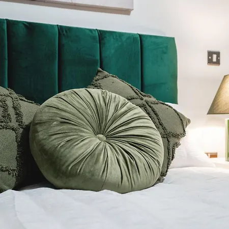 Penthouse - Sleeps 8 - Skyline View Apartamento Leeds (West Yorkshire)