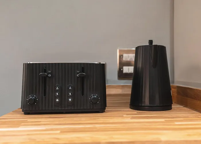 Penthouse - Sleeps 8 - Skyline View 公寓 *