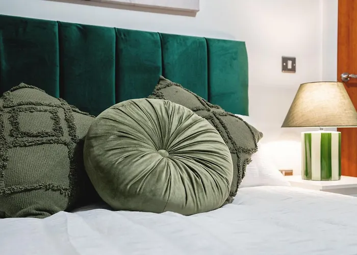 Penthouse - Sleeps 8 - Skyline View 公寓 利兹