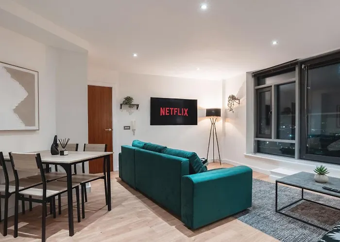 Penthouse - Sleeps 8 - Skyline View Apartamento Leeds (West Yorkshire)